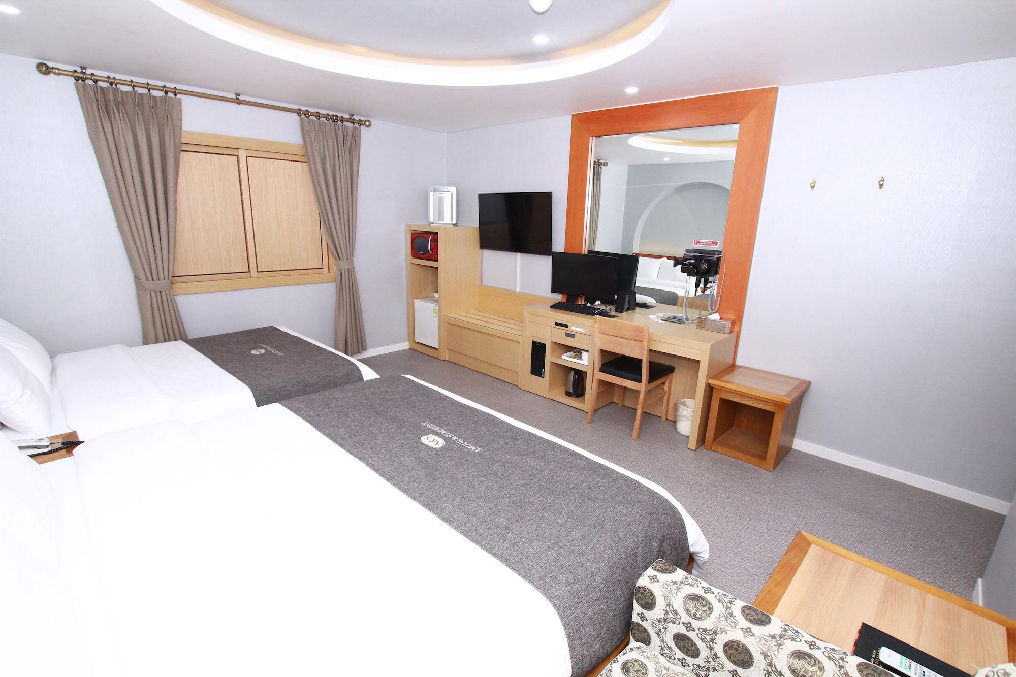 Amour Hotel Suwon Eksteriør billede