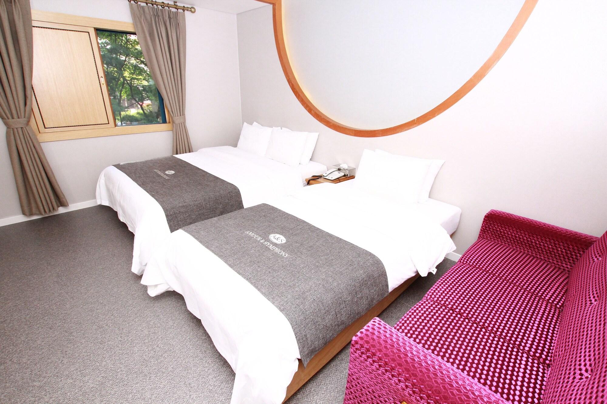 Amour Hotel Suwon Eksteriør billede