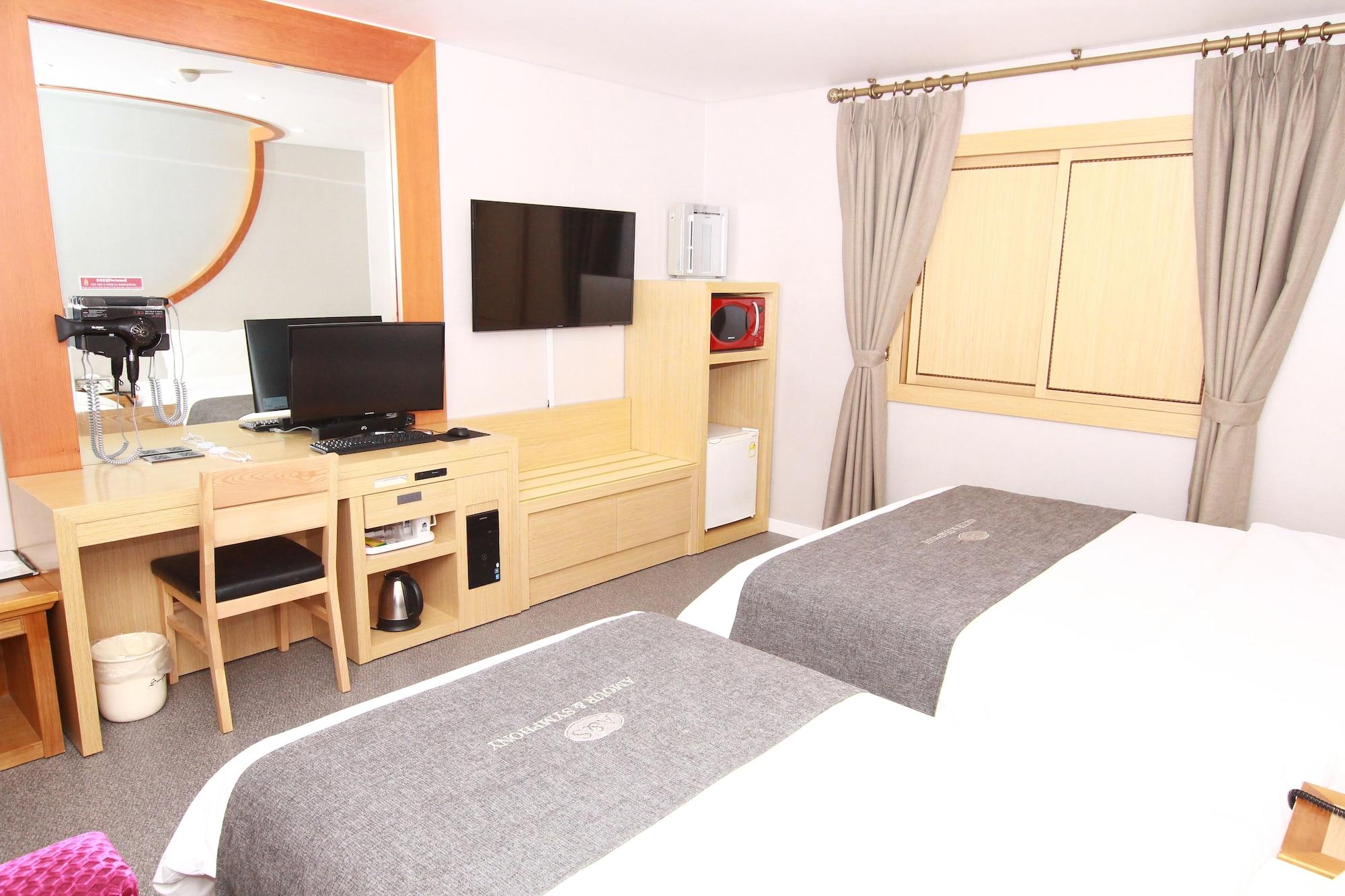 Amour Hotel Suwon Eksteriør billede