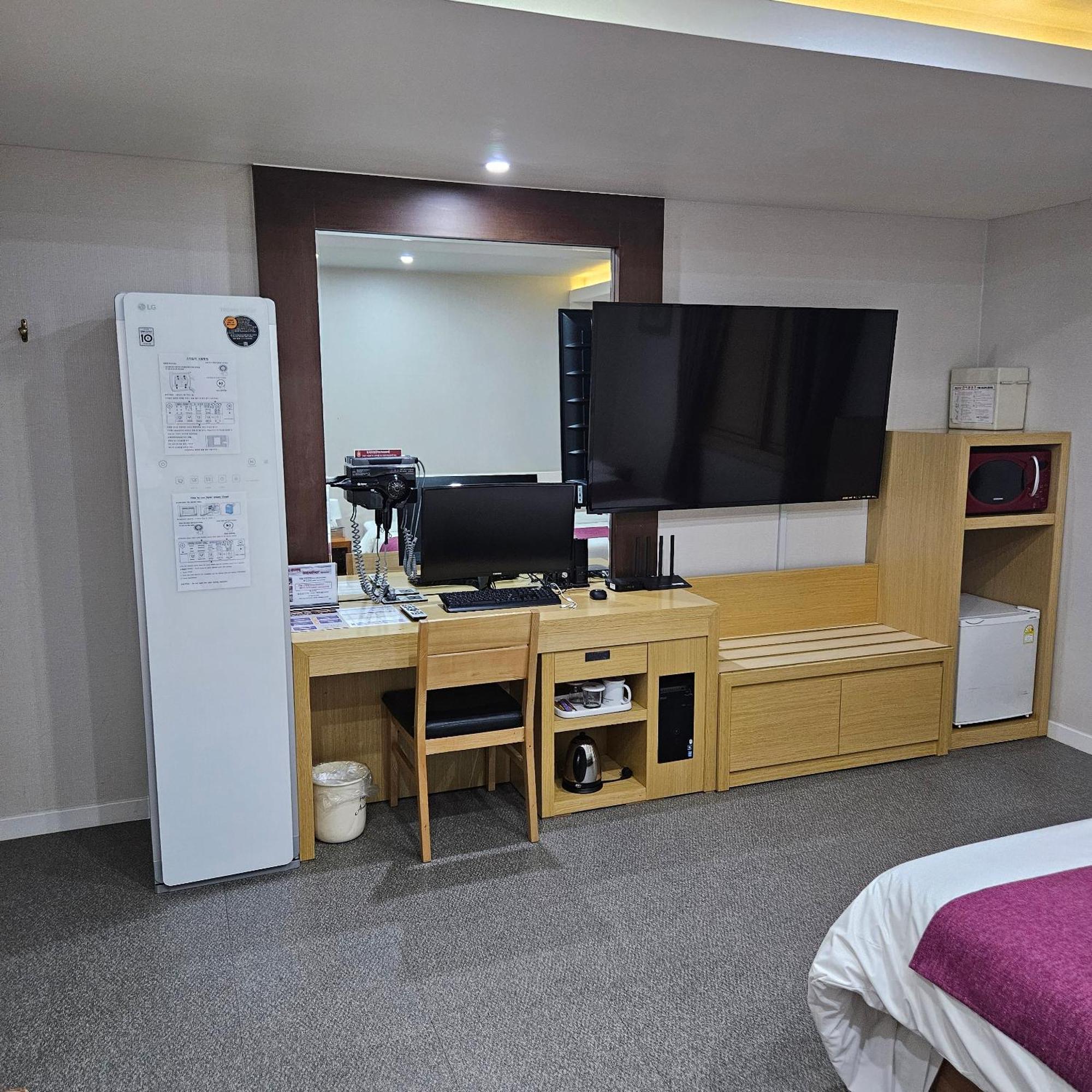 Amour Hotel Suwon Eksteriør billede