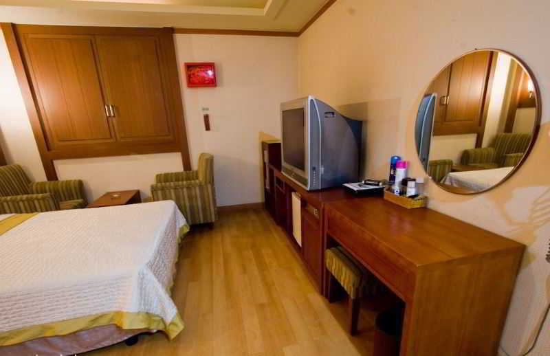 Amour Hotel Suwon Eksteriør billede