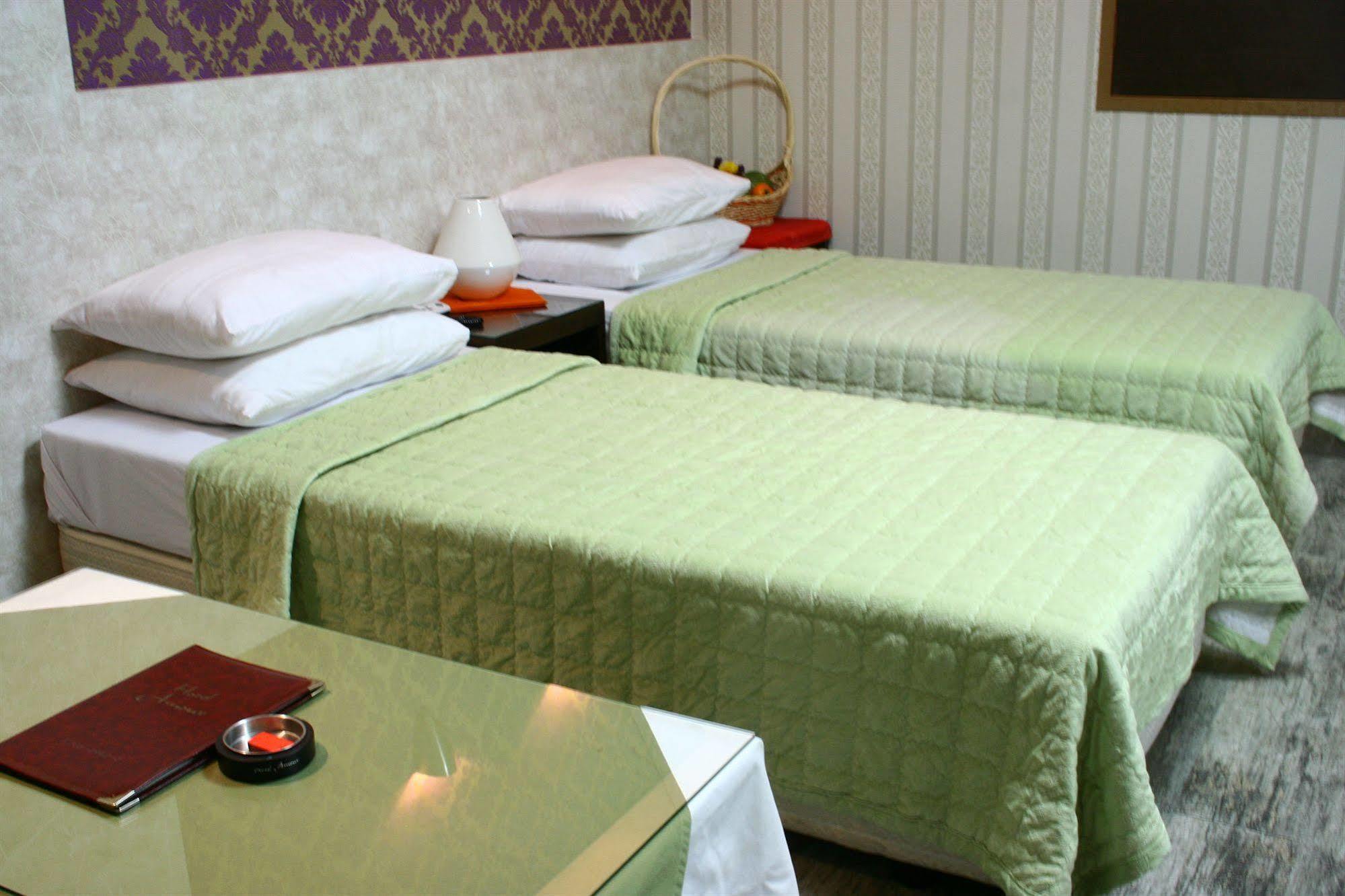 Amour Hotel Suwon Eksteriør billede