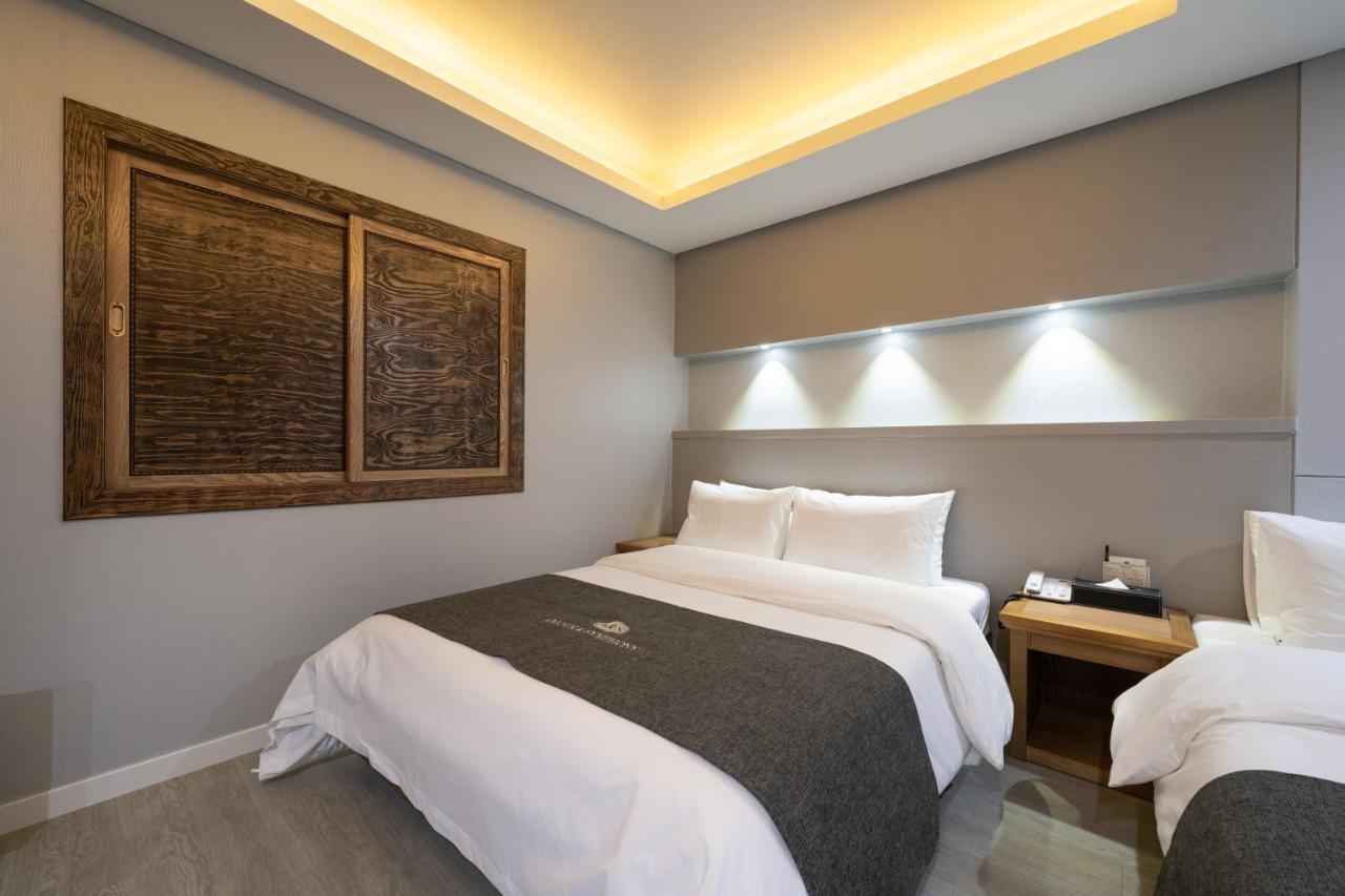 Amour Hotel Suwon Eksteriør billede