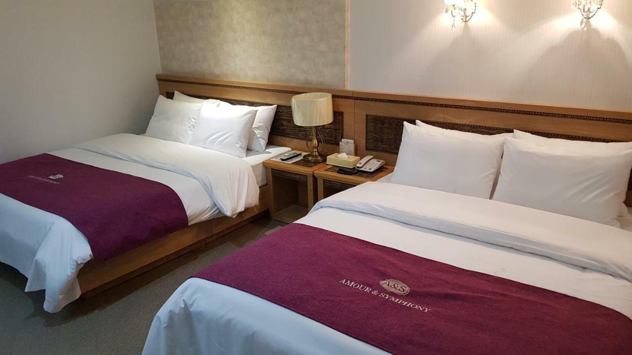Amour Hotel Suwon Eksteriør billede