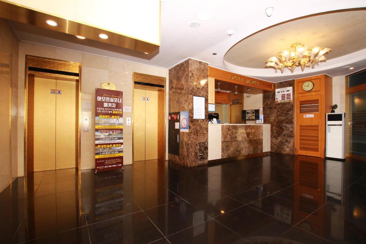 Amour Hotel Suwon Eksteriør billede