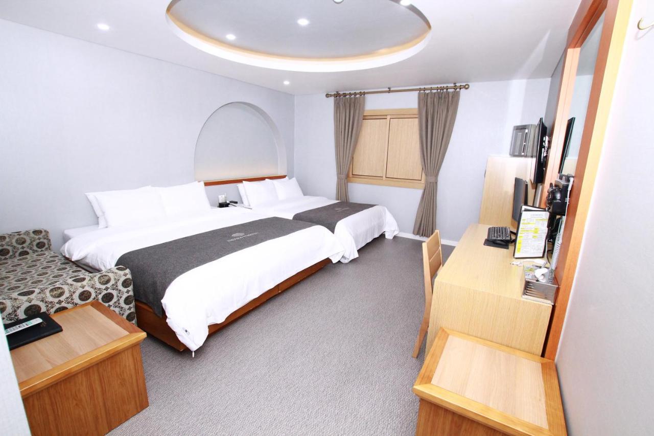 Amour Hotel Suwon Eksteriør billede